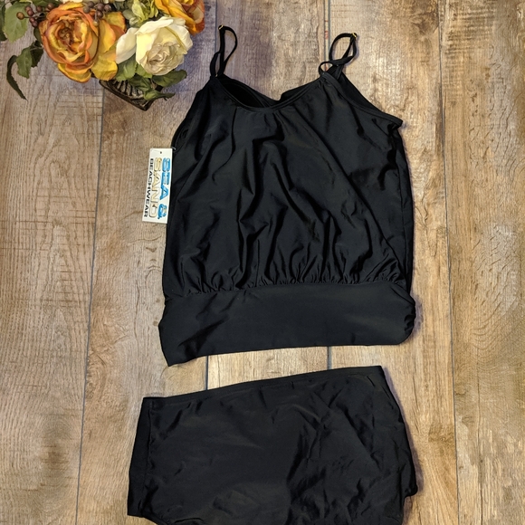 New  Women's Black Two Piece Swimsuit size 18W box. E - Picture 6 of 6